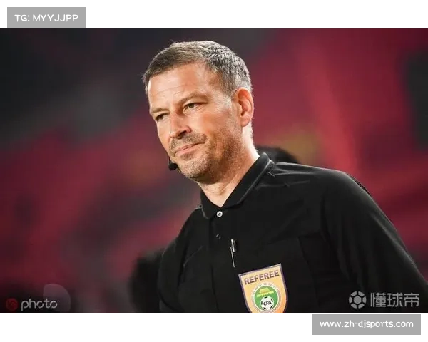 克拉滕伯格：足球球迷对裁判失误难以释怀的心理原因解析